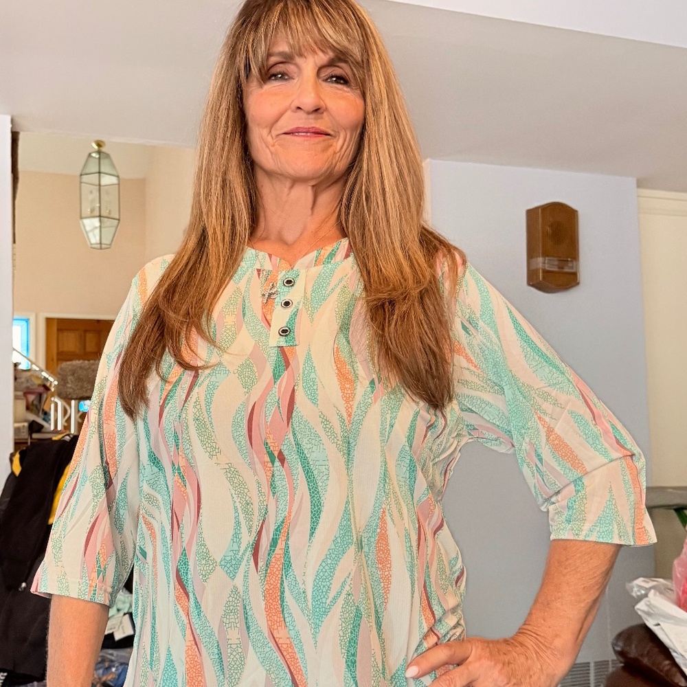 Mosiac pattern quater length sleeves blouse